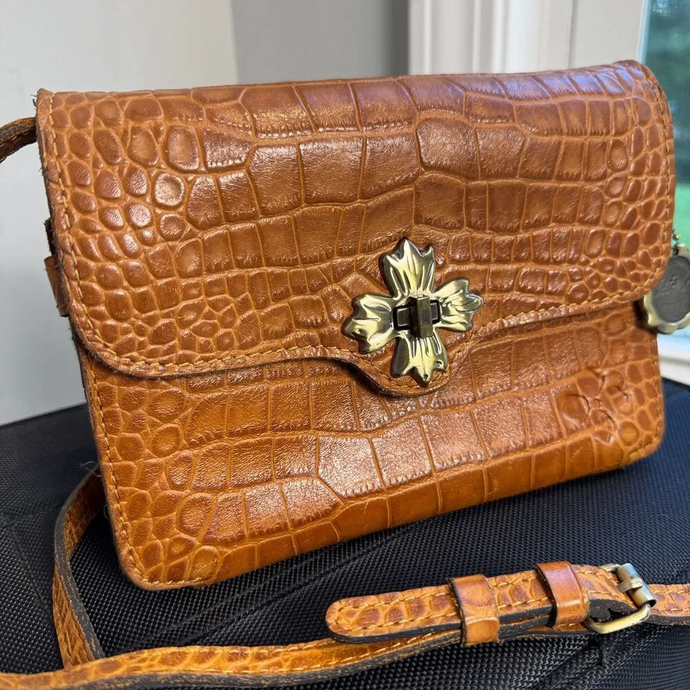 Patricia Nash Cerrelli Crossbody Cognac Croc Leather Floret Lock Wallet Bag